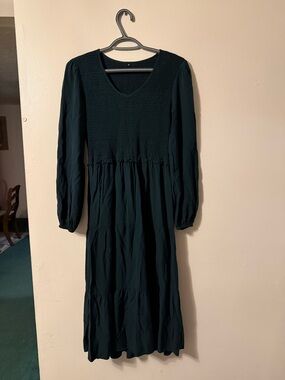 Women’s Long Sleeve Smocked Midi Dress - Deep Green